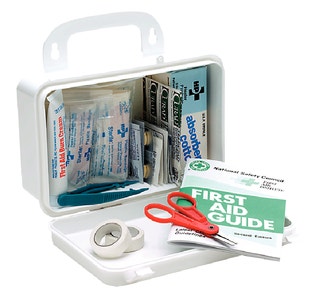 BASIC MARINE FIRST AID KIT